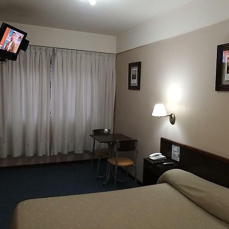 Hotel Carrara Buenos Aires Exteriör bild