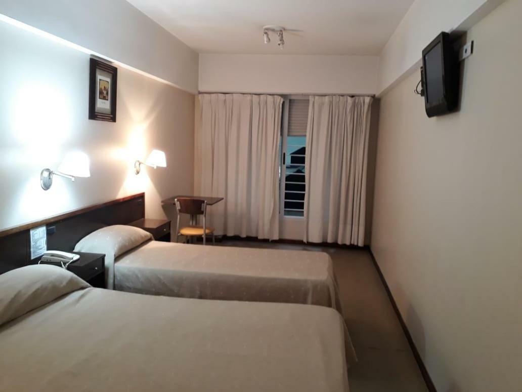 Hotel Carrara Buenos Aires Exteriör bild