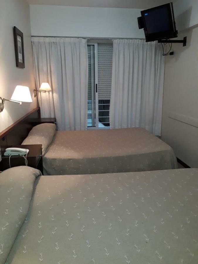 Hotel Carrara Buenos Aires Exteriör bild